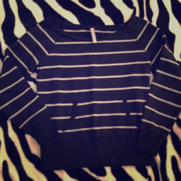 ❌Bundled❌Flattering Sweatshirt