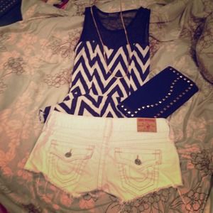 True Religion White Cut-off size 28