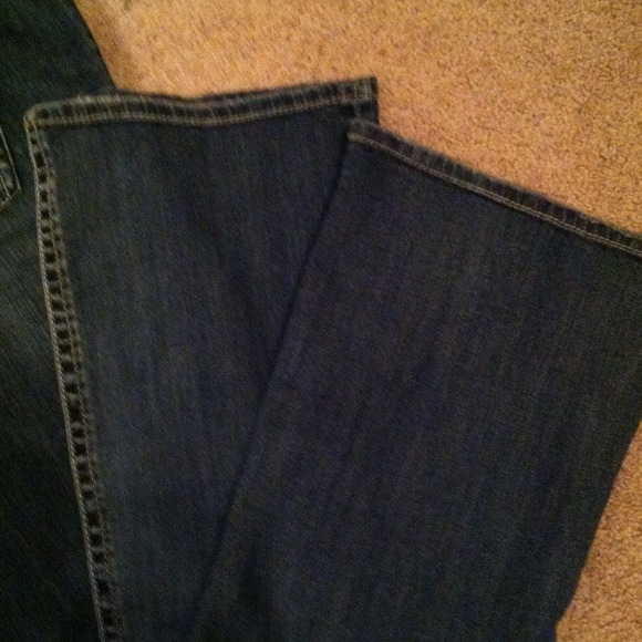 Silvers - Picture 3 of 3