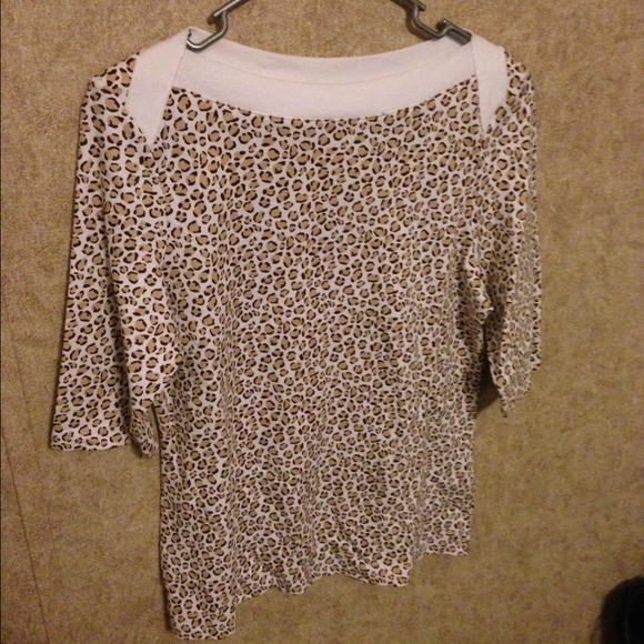 Leopard print top
