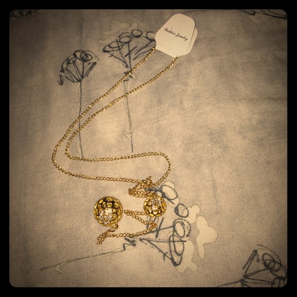 Gold Hollow Double Balls Pendant Necklace Chain