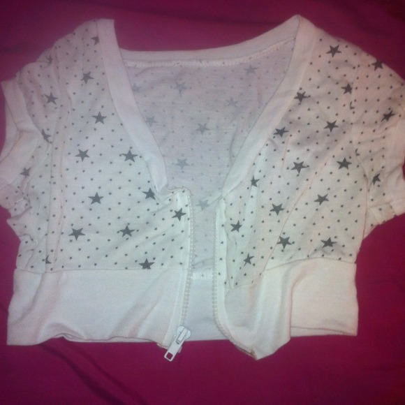 Crop white top