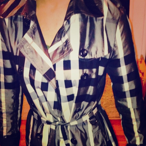 Burberry trench
