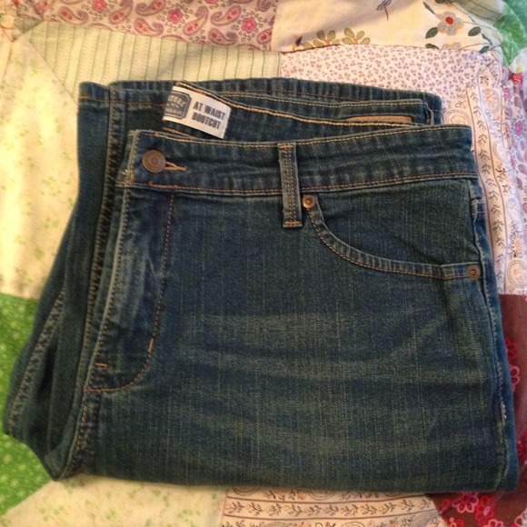 Jeans - Picture 2 of 2