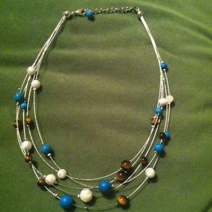 💎NWOT--Layered Beaded Statement Necklace💎