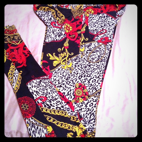 Funky jeggings!