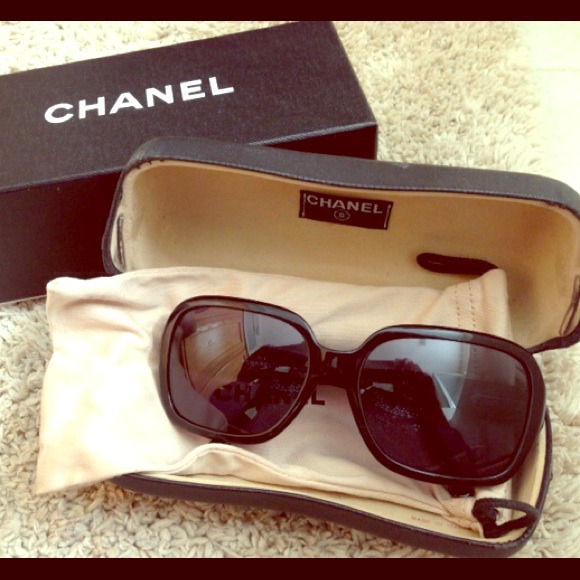 SOLD!!!Authentic Chanel Sunglasses, style 5124
