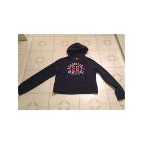 Aero pull-over sweater