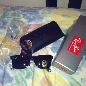 Authentic RayBan Wayfarer Sunglasses