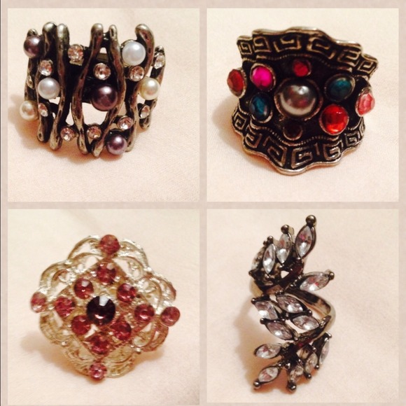 Choose any ring for $4 or bundle and save! 💍💍