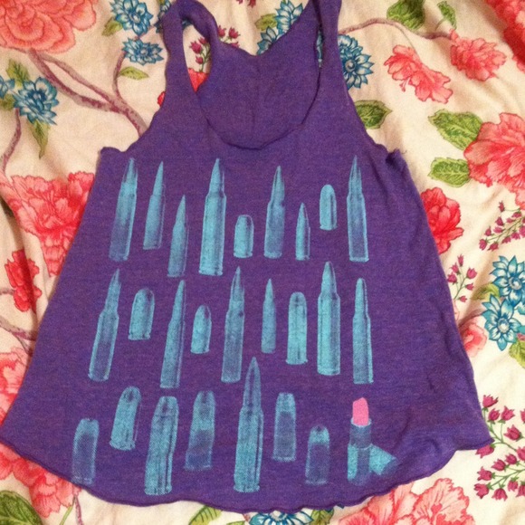 Kiss kiss Bang Bang thin tank