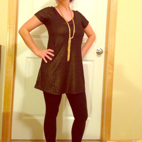 Tops - 👑SOLD👑Unique gold black tunic or dress