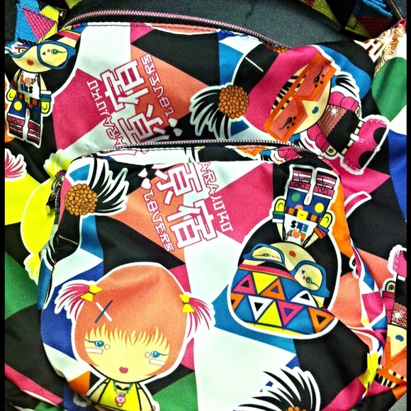 A Fatal Attraction to Cuteness - Picture 2 of 3