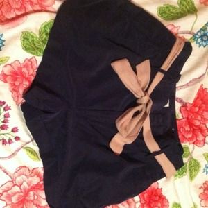 Chic blue American Eagle dress shorts