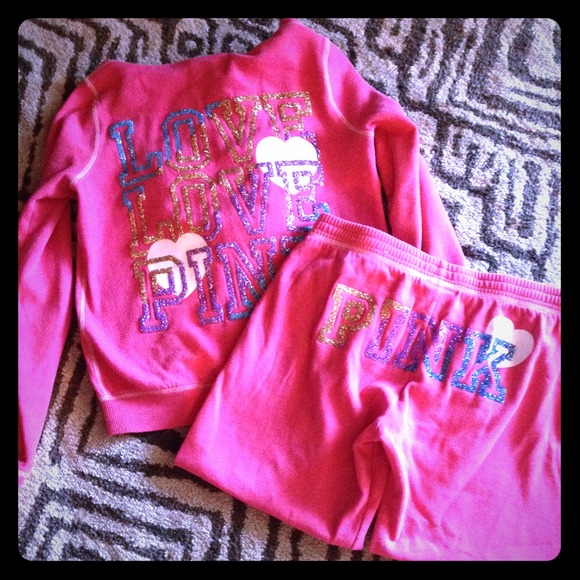 Pink VS bling set! ❤️ GUC