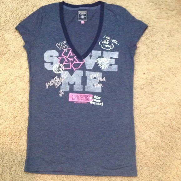 🚫SOLD IN BUNDLE🚫 PINK Victori's Secret V neck
