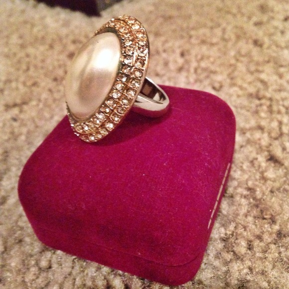 Pearl ring - Picture 2 of 2