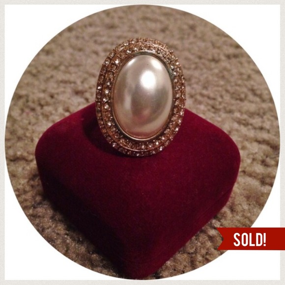 Pearl ring