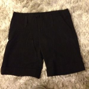 Long black Express shorts