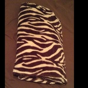 Jessica McClintock zebra throw blanket