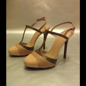 Tory Burch T-Strap Pink Patent Leather Heels