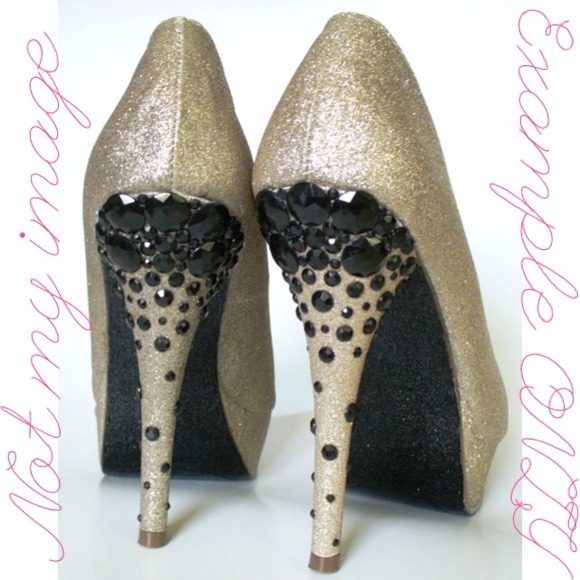 🎉Host Pick 11/22🎉Custom Rhinestone Heels - Picture 4 of 4