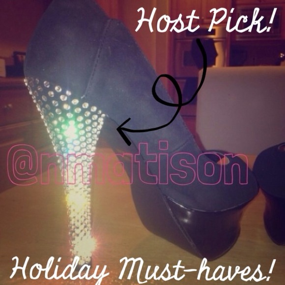 Shoes - 🎉Host Pick 11/22🎉Custom Rhinestone Heels
