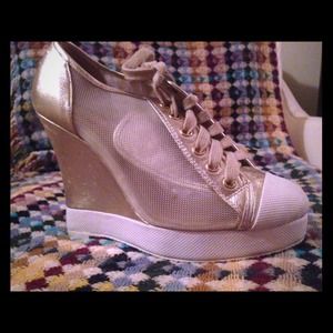 L.A.M.B. Wedges