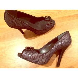 Sexy but Classy Lace High Heels (size 8.5)