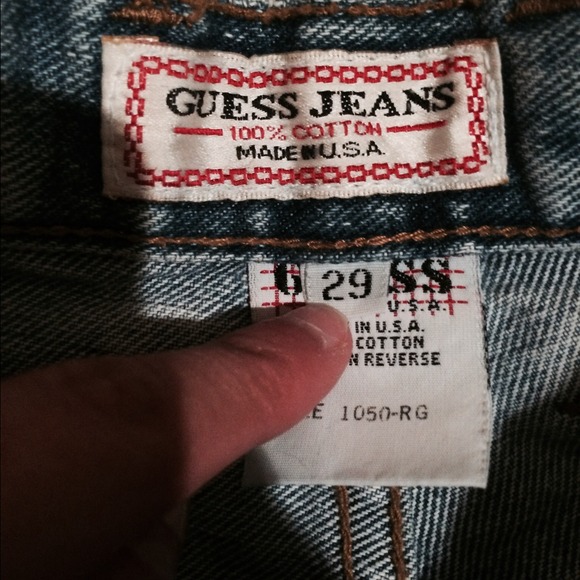 Vintage Guess High Waisted Shorts - Picture 2 of 4