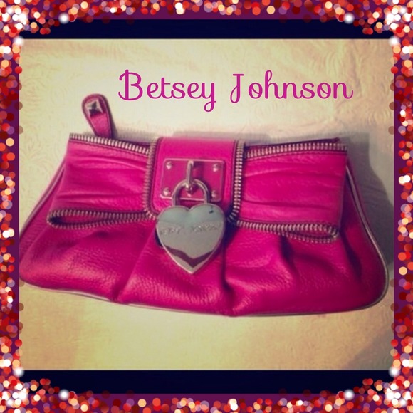 ✨Betsey Johnson All Leather Clutch Purse