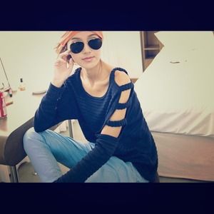 ✨Last one✨Fashion Sweater