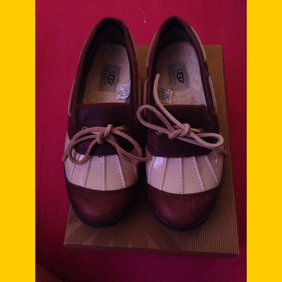Ugg slipper boots