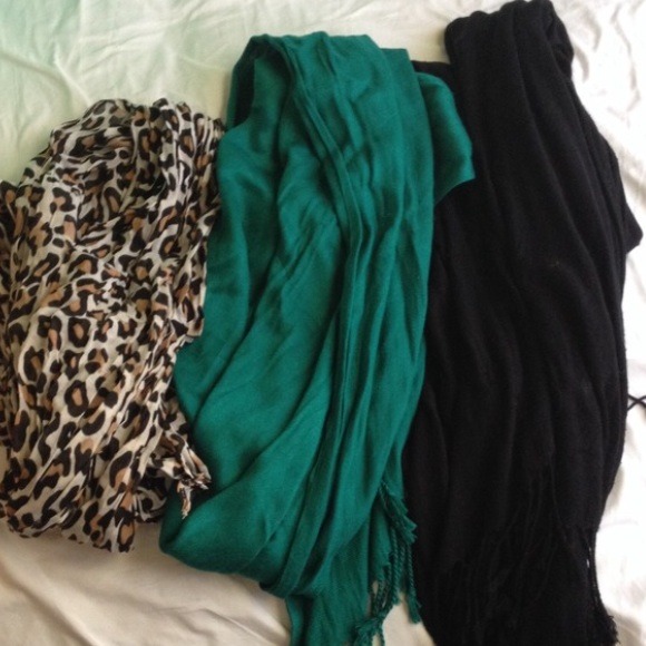 bundle - Picture 2 of 2