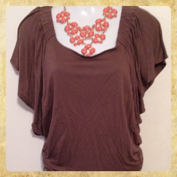 4 for $20 Bundle 💋 Amazing Dolman Style Top - Picture 2 of 4