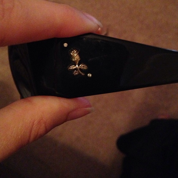 ✨Bundled✨Betsey Johnson Sunglasses - Picture 2 of 4