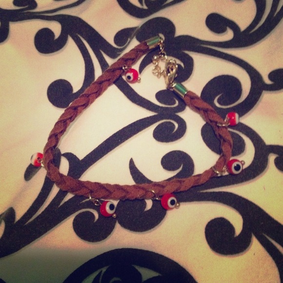 NWOT Red and brown evil eye bracelet