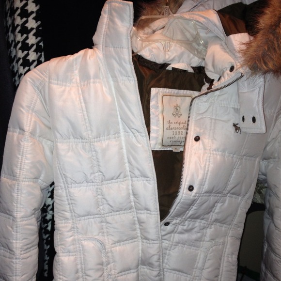 SOLDSOLDSOLDAbercrombie winter jacket with fur