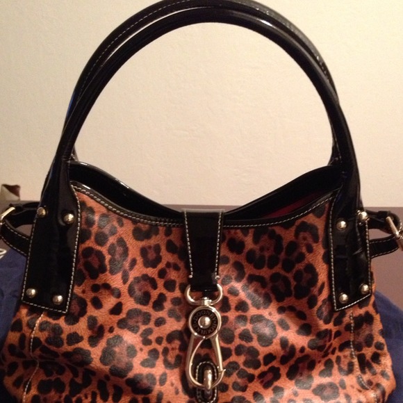 Purse - Picture 2 of 4