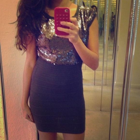 Forever 21 silver right sequins dress