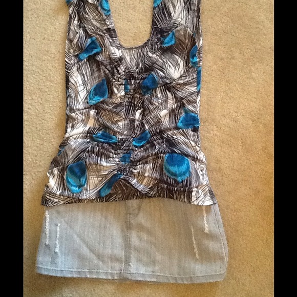 Cute peacock top + Mini jean skirt - Picture 4 of 4