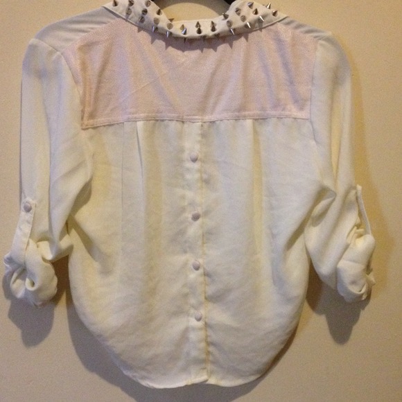 button down shirt - Picture 3 of 4