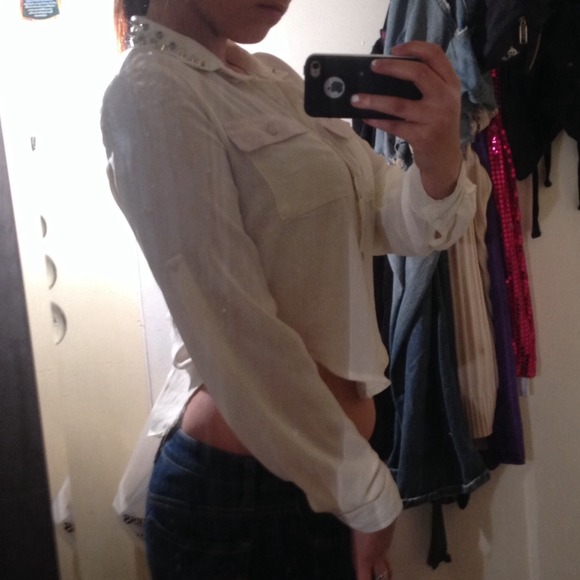 button down shirt - Picture 4 of 4