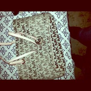 Michael Kors tote bag