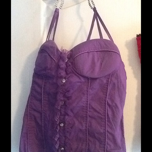 Two Tank Tops - Picture 3 of 4