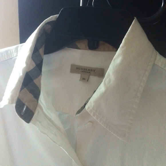 🍁🍁BURBERRY blouse🍁🍁