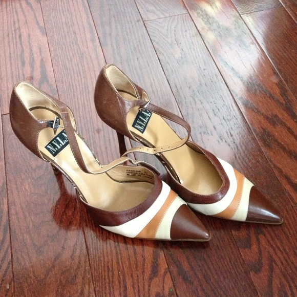 Shoes size 6.5 N.Y.L.A never worn