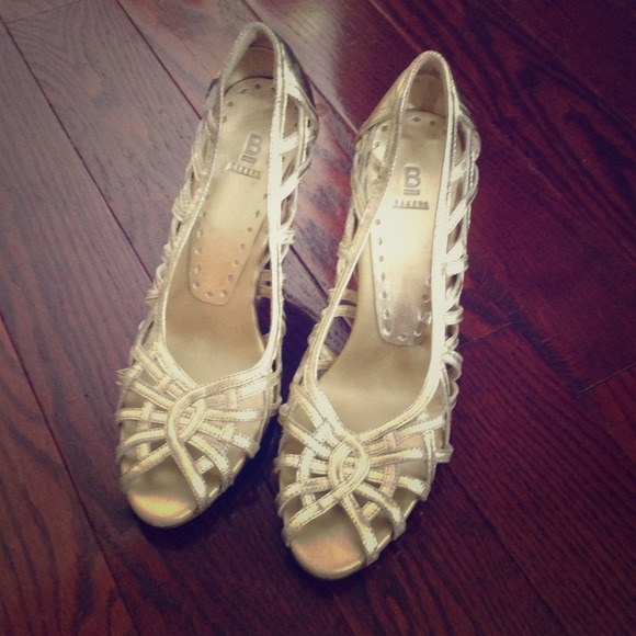 Bakers good shoes size 7
