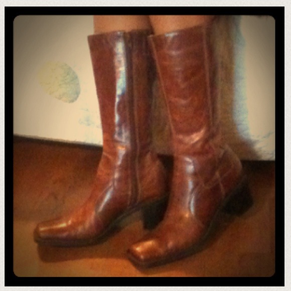 Brown boots