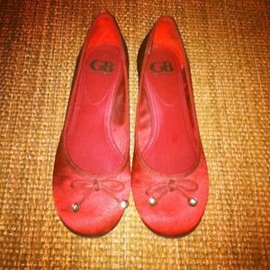 Lovely Satin Ballet Flats With Bow Detail